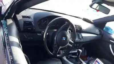 Veículo de Sucata bmw x5 (e53) 4.4i automático do ano 2002 alimentado m62