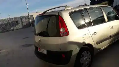 Vehículo de desguace renault espace iv (jk0) f9q del año 2004 con motor f9q a8