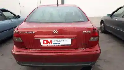 Veículo de Sucata citroen c5 berlina 2.0 hdi magic do ano 2002 alimentado rhz