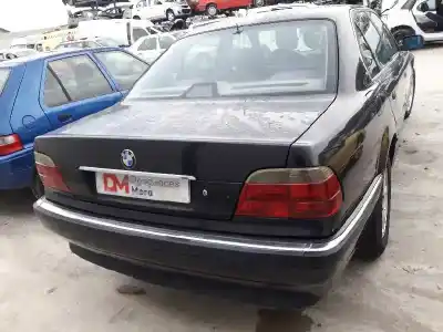 Veículo de Sucata bmw serie 7 (e38) 725tds do ano 2001 alimentado 256t1d