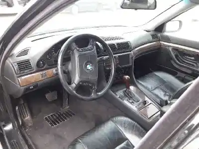 Veículo de Sucata bmw serie 7 (e38) 725tds do ano 2001 alimentado 256t1d