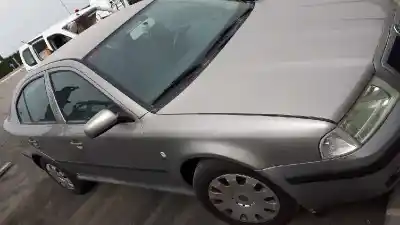 Scrapping Vehicle SKODA OCTAVIA BERLINA (1U2) Tour of the year 2006 powered AXR