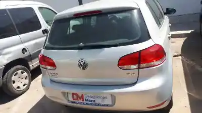 Veículo de Sucata volkswagen golf vi (5k1) 1.6 tdi dpf do ano 2009 alimentado cay