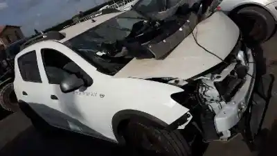 Veículo de Sucata DACIA SANDERO Laureate do ano 2019 alimentado H4B B4