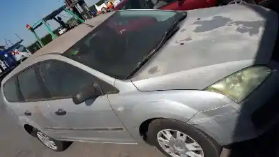 Veículo de Sucata FORD FOCUS SPORTBREAK (CAP) Sport do ano 2005 alimentado HWDA