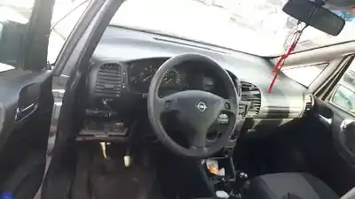 Verschrottungsfahrzeug opel zafira a 2.0 dti des jahres 2004 angetrieben y20dth