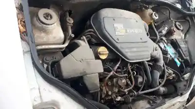 Здавання транспортного засобу renault kangoo (f/kc0) alize року 2000 потужний f8q Здавання транспортного засобу renault kangoo (f/kc0) alize року 2000 потужний f8q