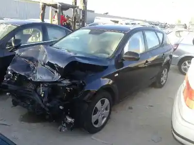 Hurda Aracı KIA CEE´D SPORTY WAGON 1.6 CRDi CAT Yılın 2011 güçlü D4FB