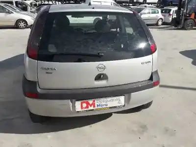 Veicolo di demolizione opel corsa c comfort dell'anno 2003 alimentato y17dt