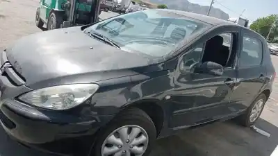 Veículo de Sucata peugeot 307 (s1) xr do ano 2003 alimentado rhy