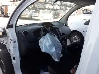 Vehicul casat renault kangoo dynamique al anului 2017 alimentat 