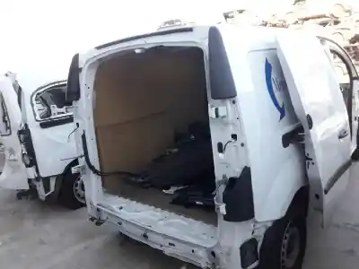 Vehicul casat renault kangoo dynamique al anului 2017 alimentat 