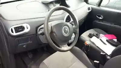 Scrapping Vehicle renault grand modus authentique of the year 2010 powered 