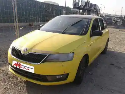 Veículo de Sucata SKODA SPACEBACK (5H) 1.6 TDI do ano 2014 alimentado CAY