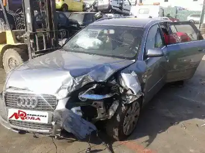 Sloopvoertuig AUDI A4 BERLINA (8E) 2.0 TDI 16V (103kW) van het jaar 2006 aangedreven BRE