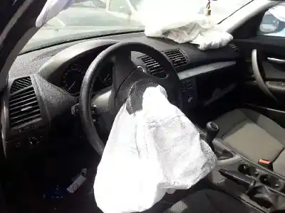 Veículo de Sucata bmw serie 1 berlina (e81/e87) 118d do ano 2006 alimentado 204d4