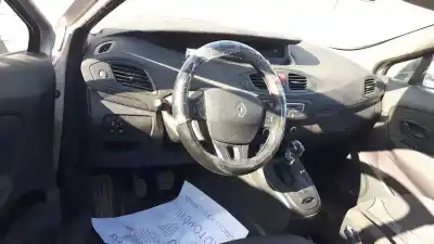 Veículo de Sucata renault scénic iii (jz0/1_) 1.5 dci do ano 2010 alimentado 