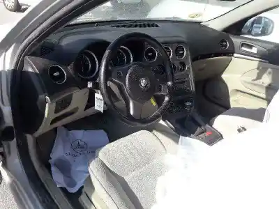 Veículo de Sucata alfa romeo 159 sportwagon (140) 1.9 jtdm 16v distinctive do ano 2009 alimentado 939a2000