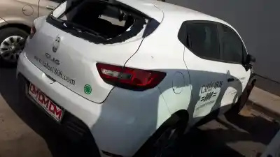 Veicolo di demolizione renault clio iv 1.5 dci diesel fap dell'anno 2017 alimentato k9k e6