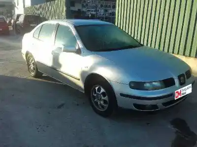 Veicolo di demolizione SEAT TOLEDO (1M2) Select dell'anno 2000 alimentato ASV