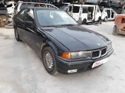 Veicolo di demolizione bmw serie 3 berlina (e36) 325td dell'anno 1995 alimentato d/256t1
