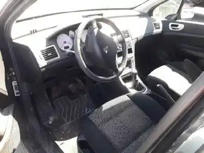 Sloopvoertuig peugeot 307 break/sw (s2) sw van het jaar 2007 aangedreven 9hz