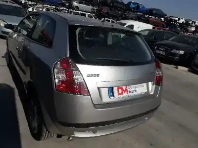 Scrapping Vehicle fiat stilo (192) 1.6 16v of the year 2003 powered 182b6000