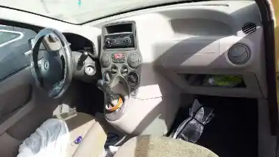 Scrapping Vehicle fiat panda (169) 1.1 8v of the year 2004 powered 187a1000