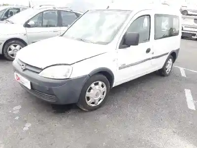 Veículo de Sucata opel combo familiar do ano 2003 alimentado y17dt
