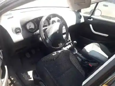 Vehicul casat peugeot 308 sw confort al anului 2008 alimentat 9hz