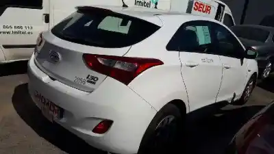 Veículo de Sucata hyundai i30 (gd) classic do ano 2014 alimentado d4fc