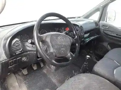 Veicolo di demolizione hyundai h1 2.5 crdi cat dell'anno 2007 alimentato d 4cb