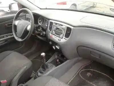 Verschrottungsfahrzeug kia rio (jb) 1.4 16v des jahres 2005 angetrieben g4ee