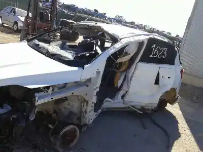 Veicolo di demolizione ford kuga (cbv) titanium dell'anno 2010 alimentato ufda