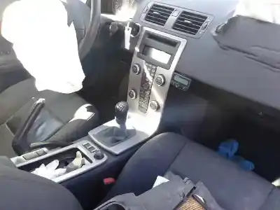 Здавання транспортного засобу volvo c70 cabriolet 2.0 d року 2008 потужний d/4204t