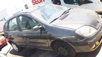 Veicolo di demolizione RENAULT SCENIC (JA..) 1.4 16V dell'anno 2001 alimentato K4J C7