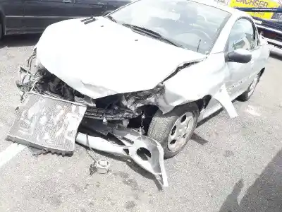 Verschrottungsfahrzeug peugeot 206 cc cc des jahres 2006 angetrieben nfu