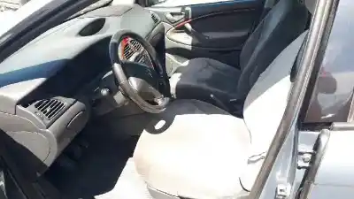 Veículo de Sucata citroen c5 berlina 2.0 hdi magic do ano 2002 alimentado rhz