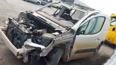 Veicolo di demolizione peugeot partner tepee 1.6 hdi / bluehdi 75 dell'anno 2018 alimentato bh02