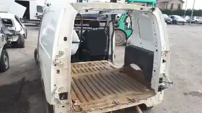 Veicolo di demolizione peugeot partner tepee 1.6 hdi / bluehdi 75 dell'anno 2018 alimentato bh02