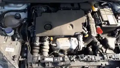 Sloopvoertuig opel corsa f edition van het jaar 2021 aangedreven yh01