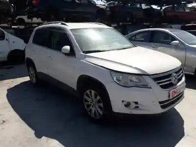 Vehículo de desguace VOLKSWAGEN TIGUAN (5N1) +Motion del año 2008 con motor CBA