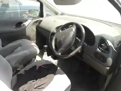 Scrapping Vehicle ford galaxy (vx) clx of the year 1996 powered 