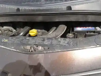 Veículo de Sucata renault modus 1.5 dci diesel do ano 2005 alimentado k9k j7