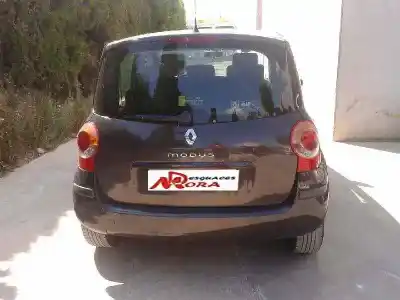 Veículo de Sucata renault modus 1.5 dci diesel do ano 2005 alimentado k9k j7