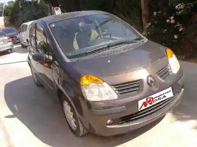 Veículo de Sucata renault modus 1.5 dci diesel do ano 2005 alimentado k9k j7