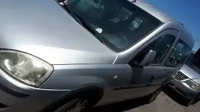 Veículo de Sucata opel combo familiar do ano 2006 alimentado z13dtj