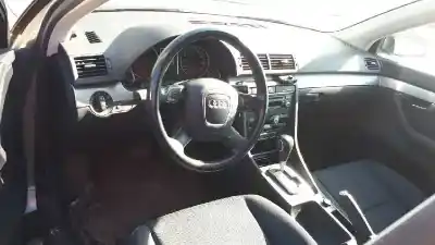 Sloopvoertuig audi a4 berlina (8e) bre van het jaar 2006 aangedreven bre