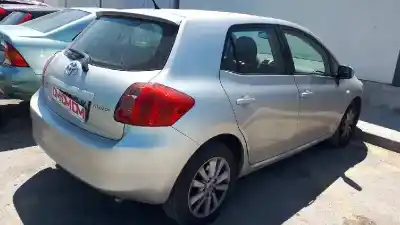 Veículo de Sucata toyota auris luna do ano 2008 alimentado 1zr