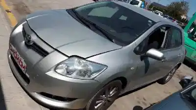 Veículo de Sucata toyota auris luna do ano 2008 alimentado 1zr